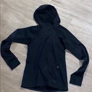 North face pullover